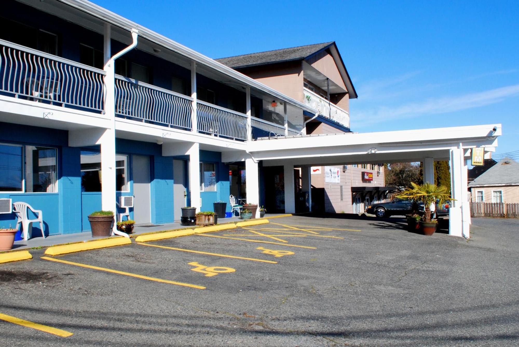 Value Lodge Motel Нанаймо Экстерьер фото