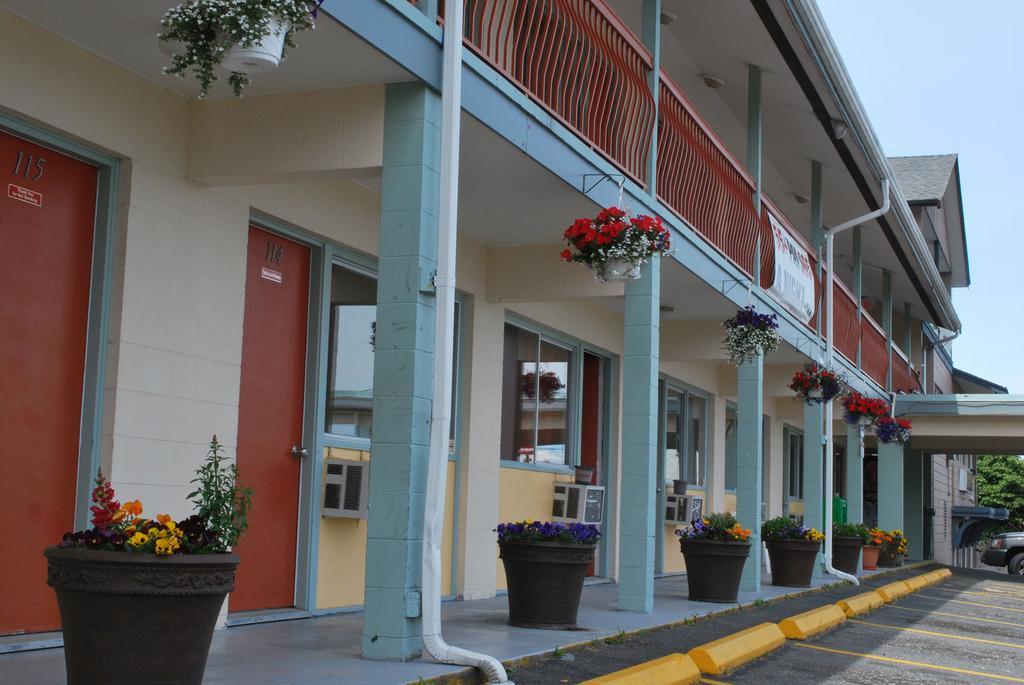 Value Lodge Motel Нанаймо Экстерьер фото