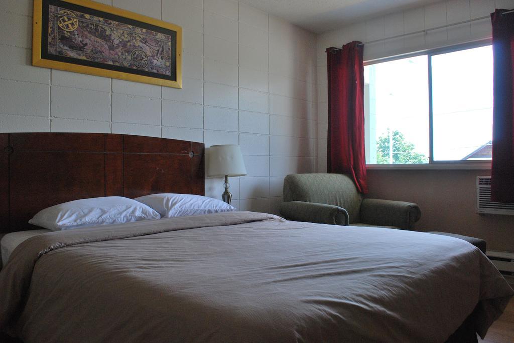 Value Lodge Motel Нанаймо Экстерьер фото