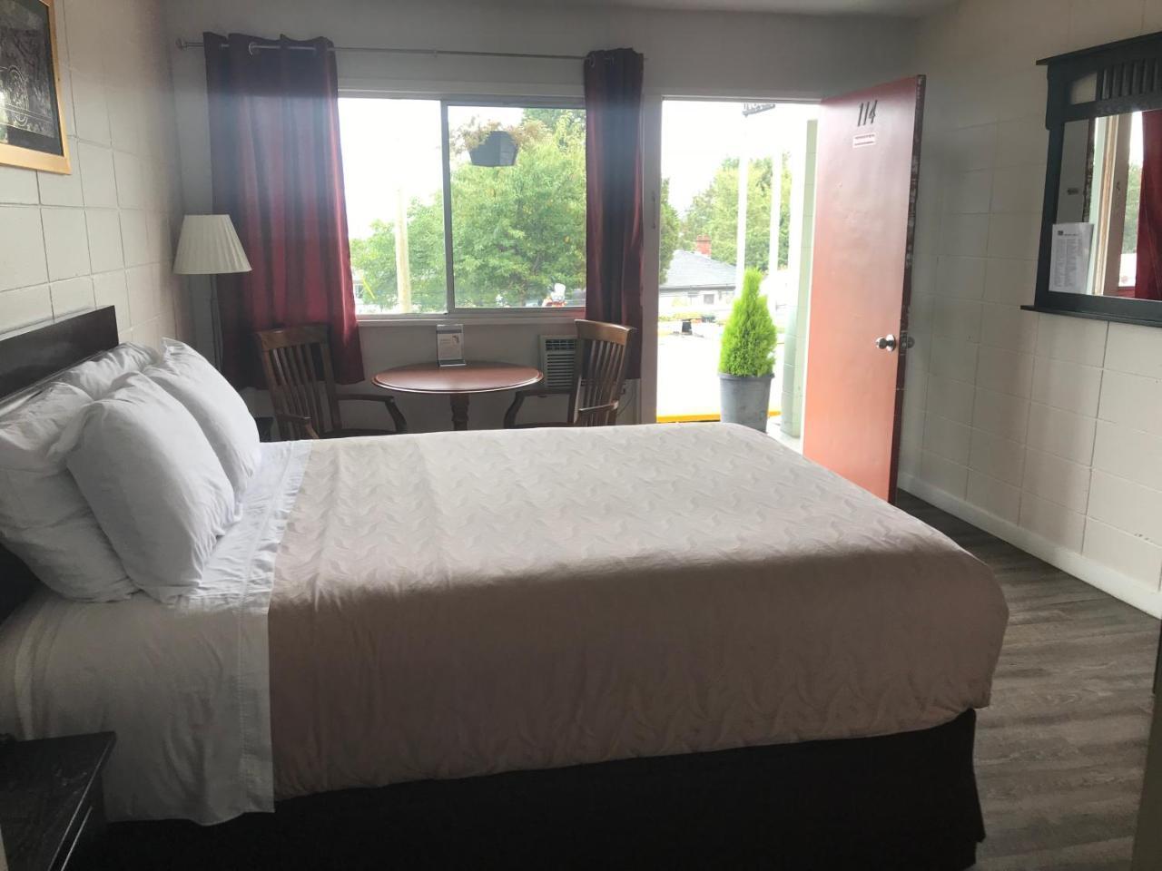 Value Lodge Motel Нанаймо Экстерьер фото